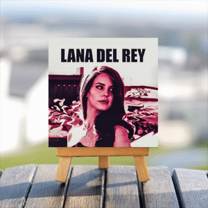 Lana Del Rey mini printed canvas with wooden stand